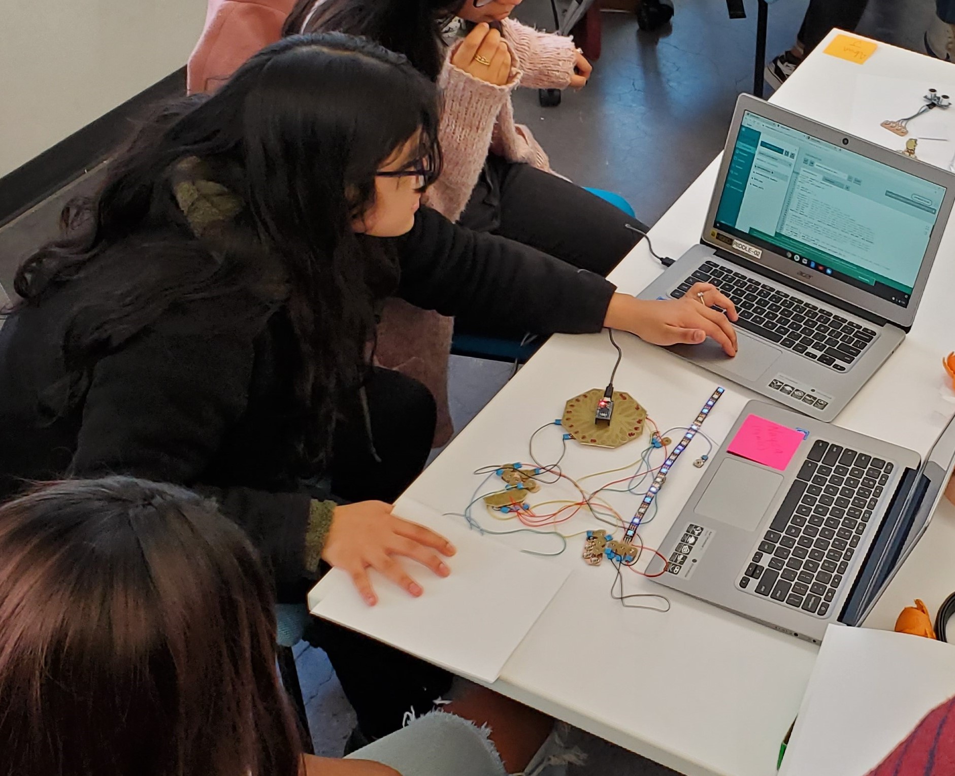 Students Working with Snappable Arduino Prototype